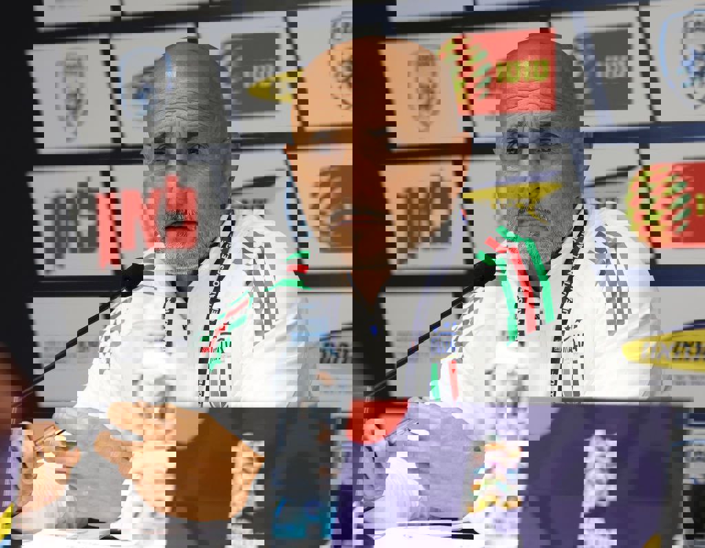2078631
