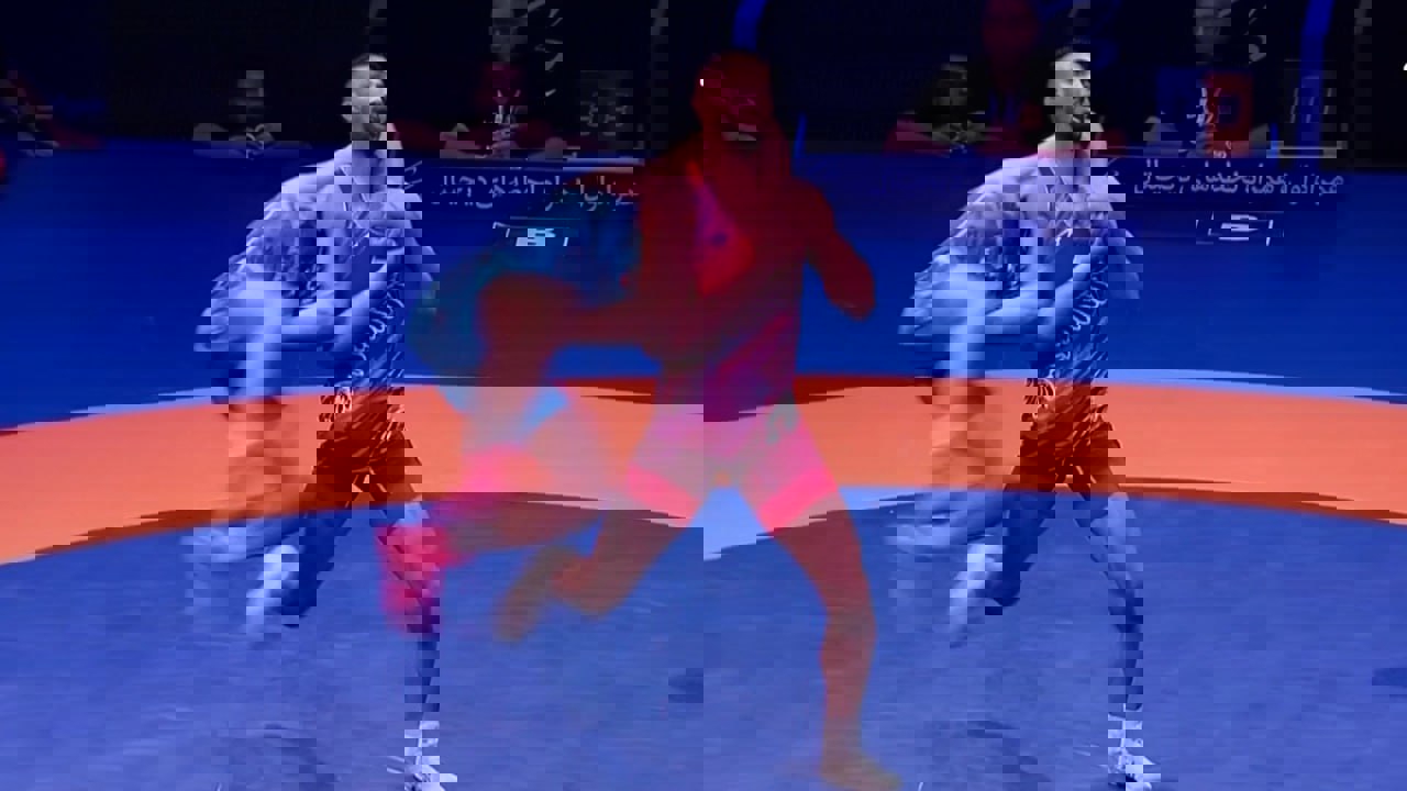 2078858