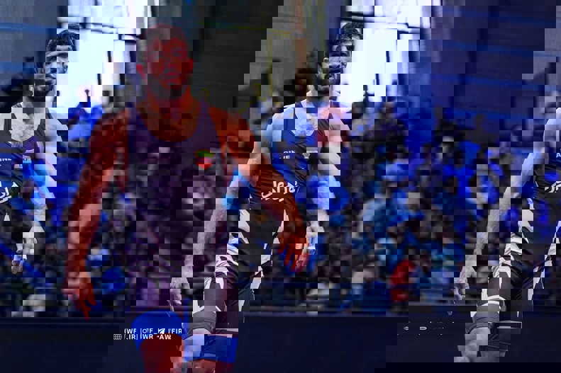 2078913