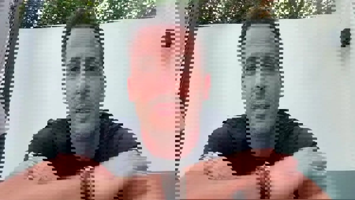 2078911