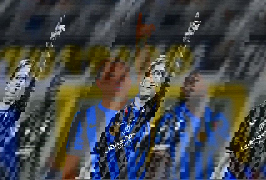 2078985