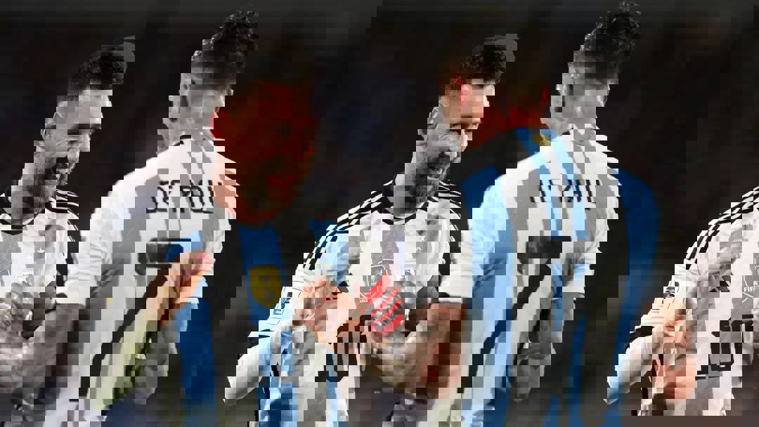 2079344