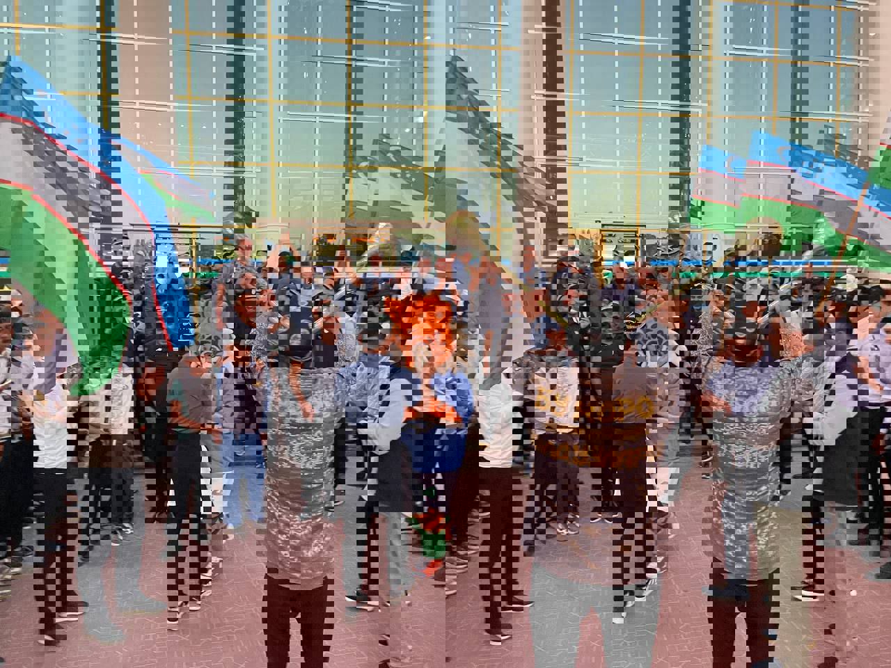 2079401