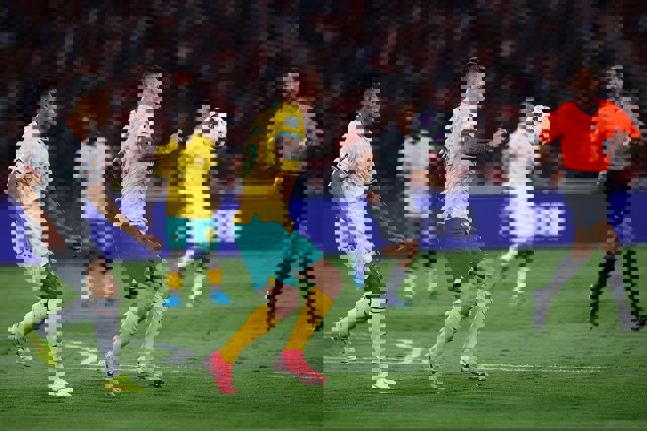 2079367
