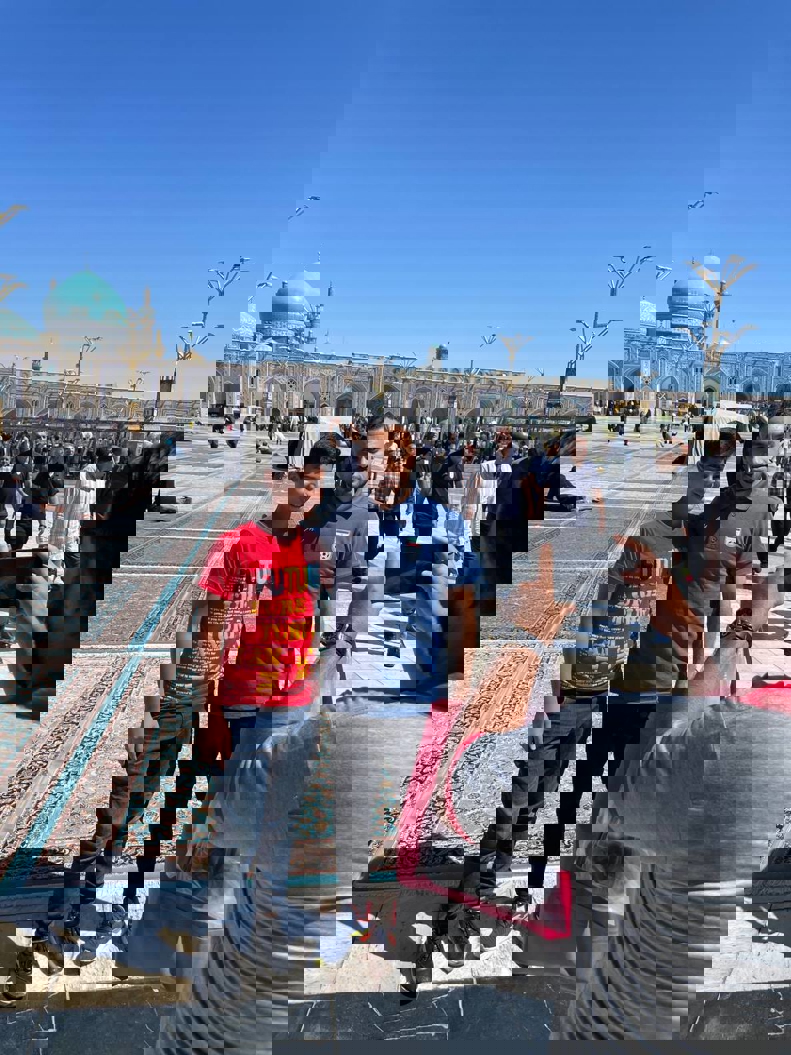 2079586