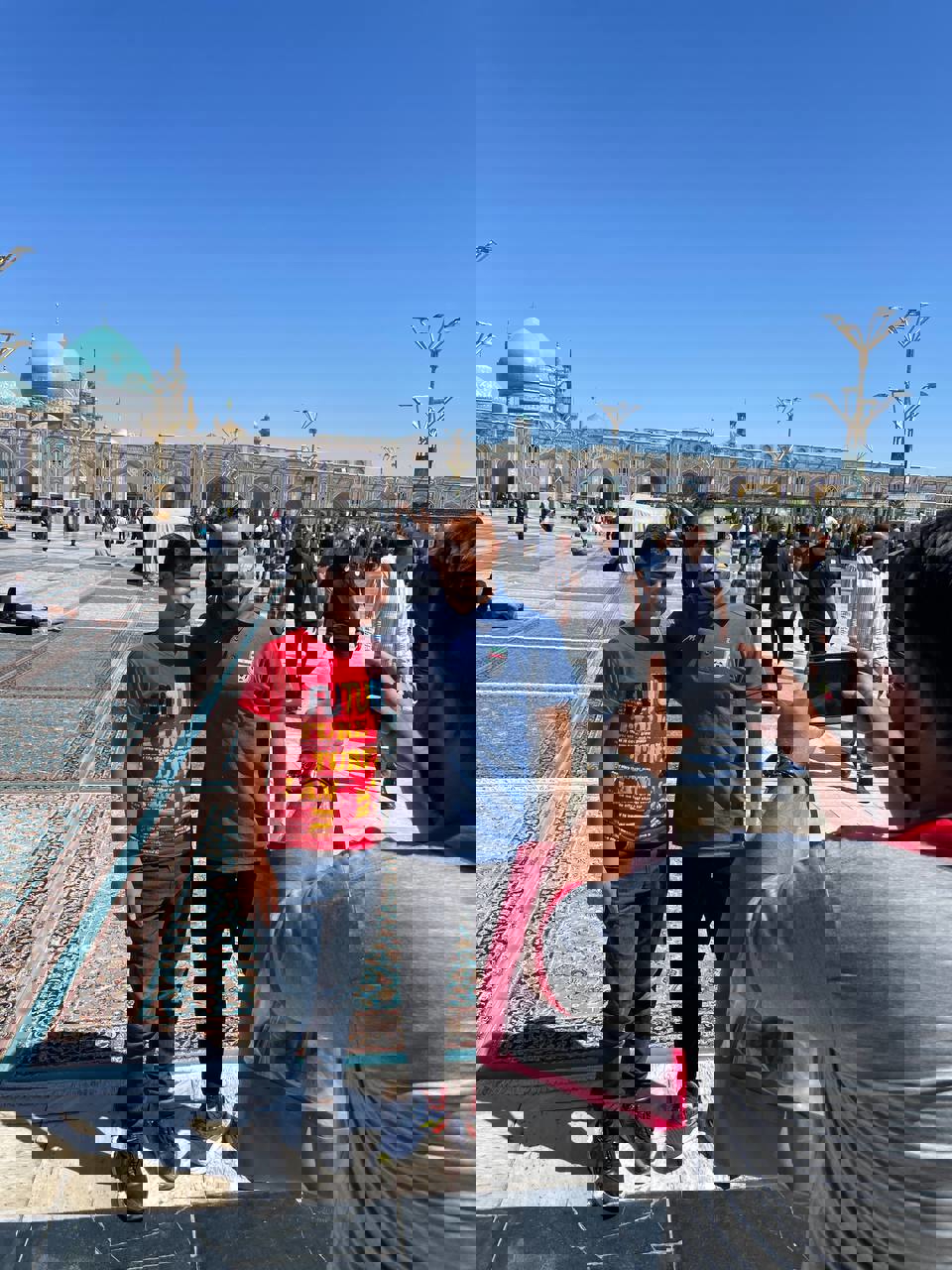 2079586