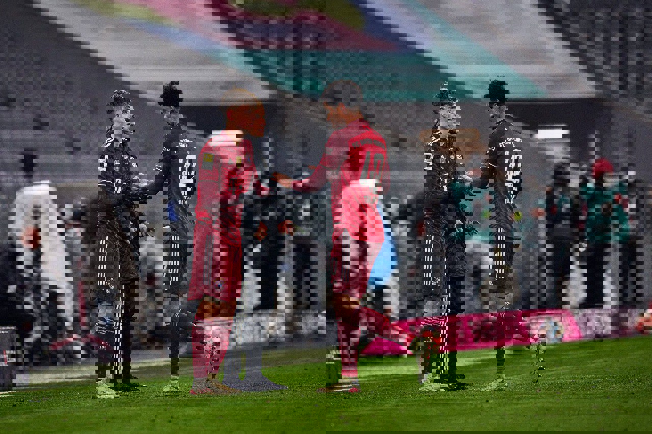 2079649