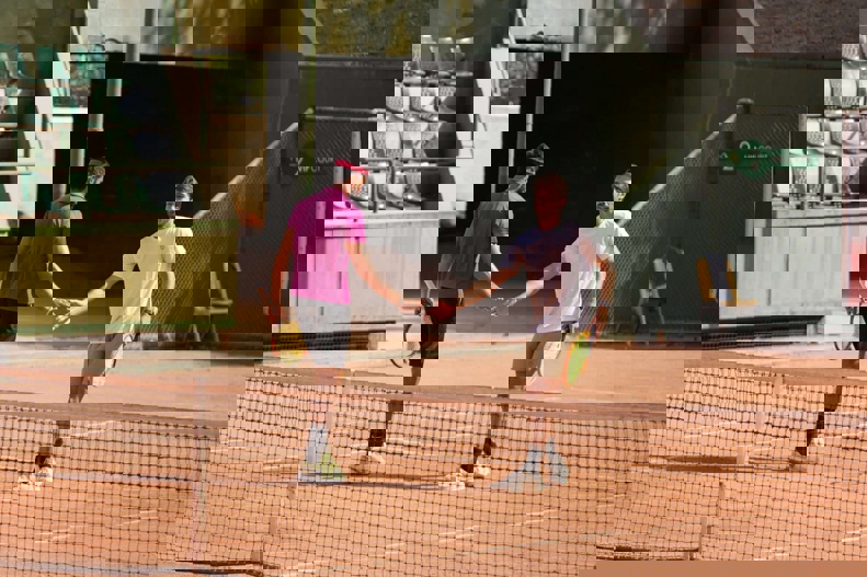 2079834