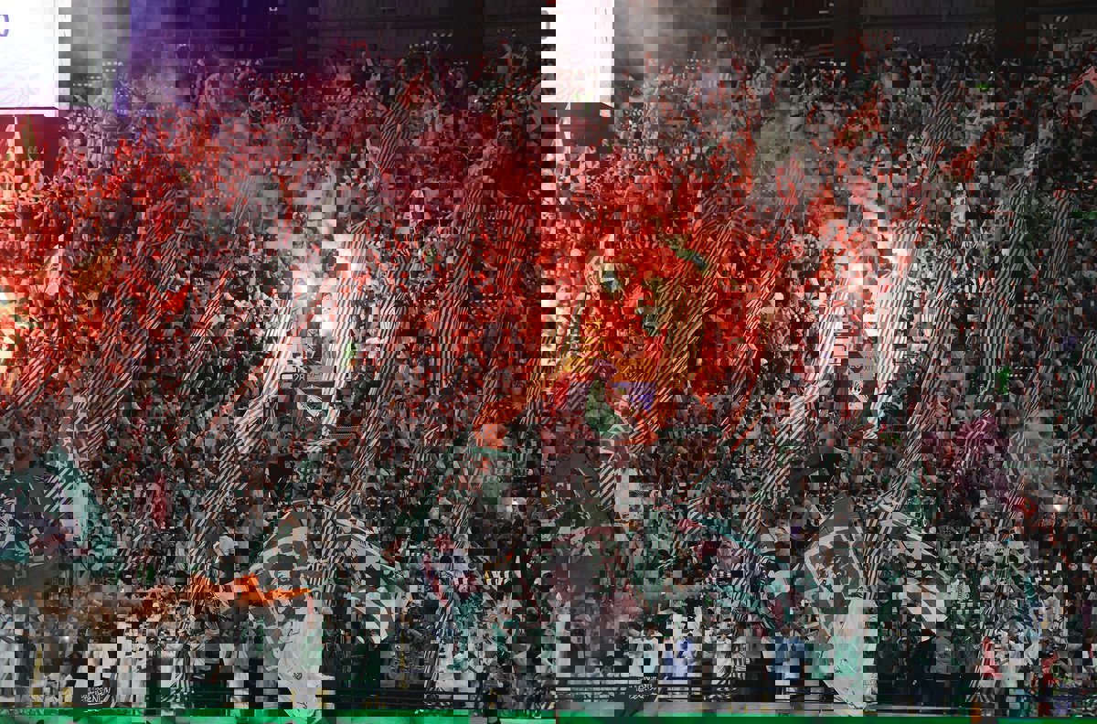 2079812