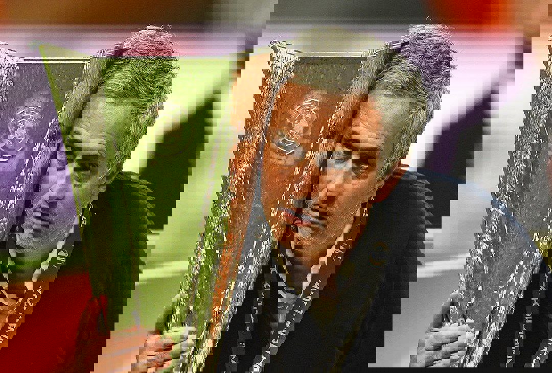 2079878
