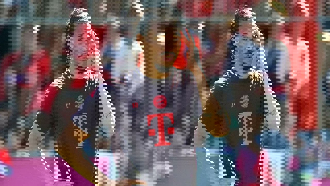 2079941