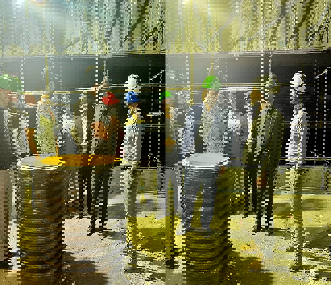 2079979