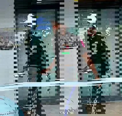 2080368