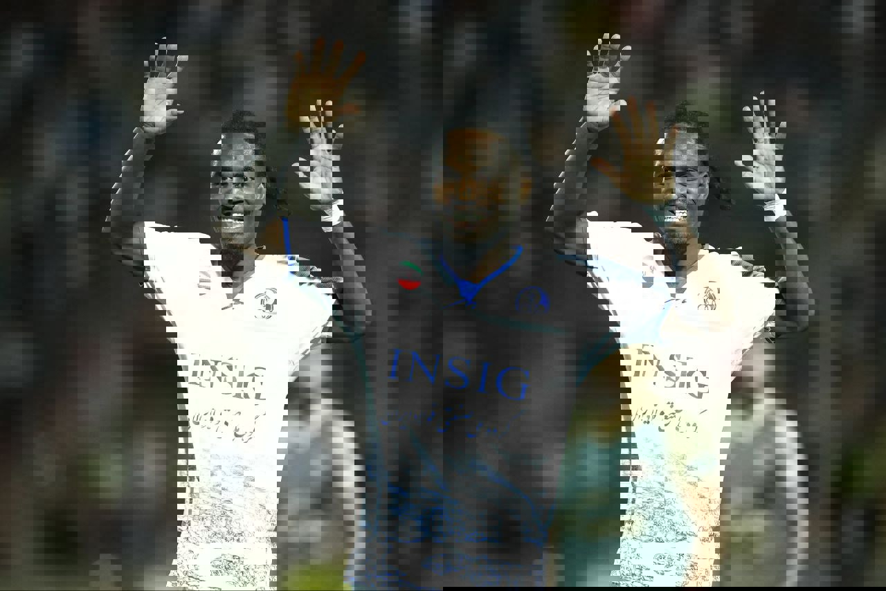 2080504
