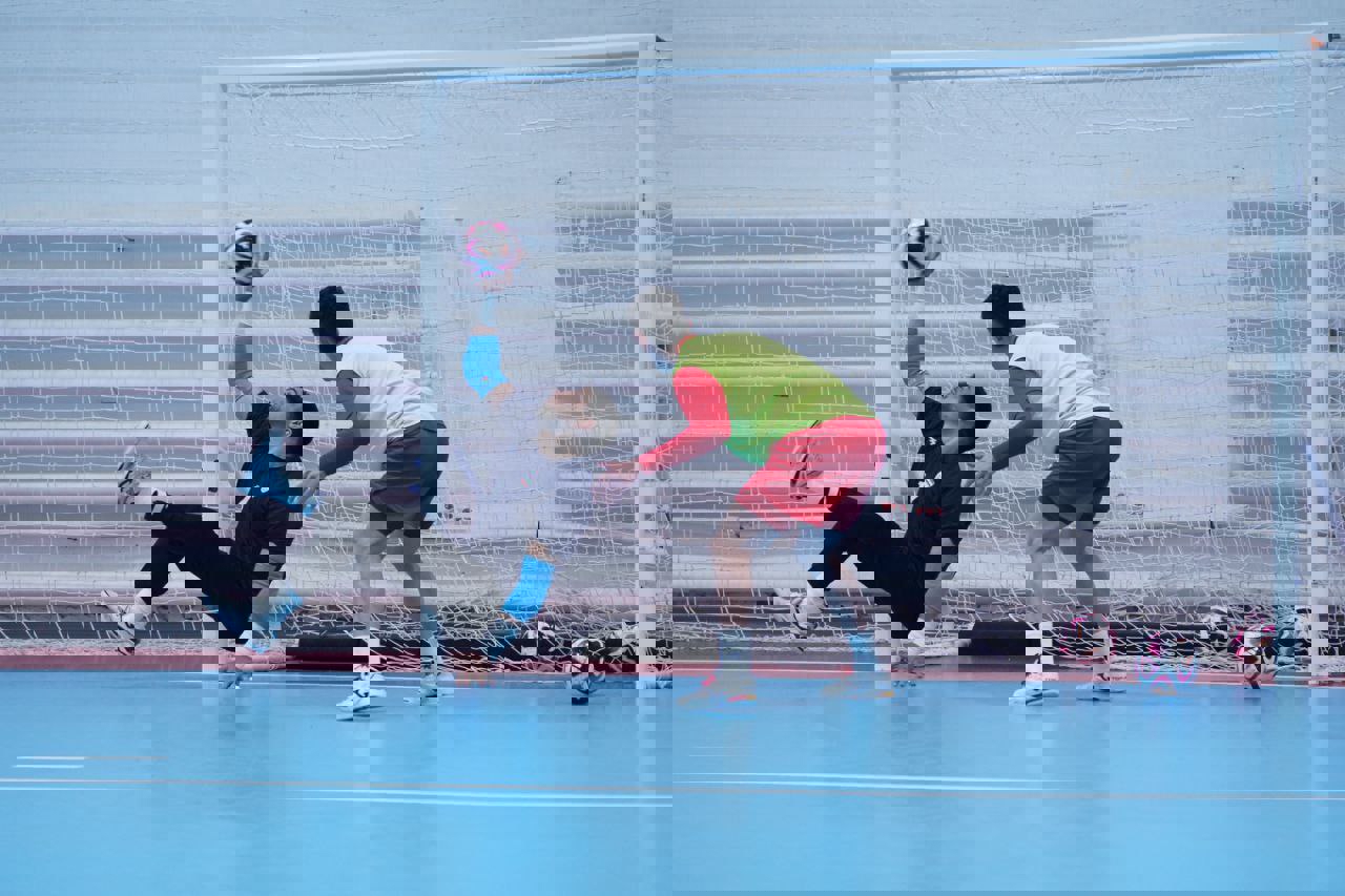 2080689