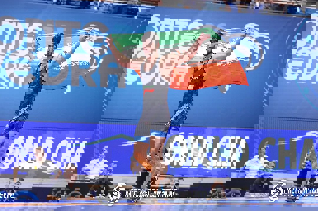 2080692