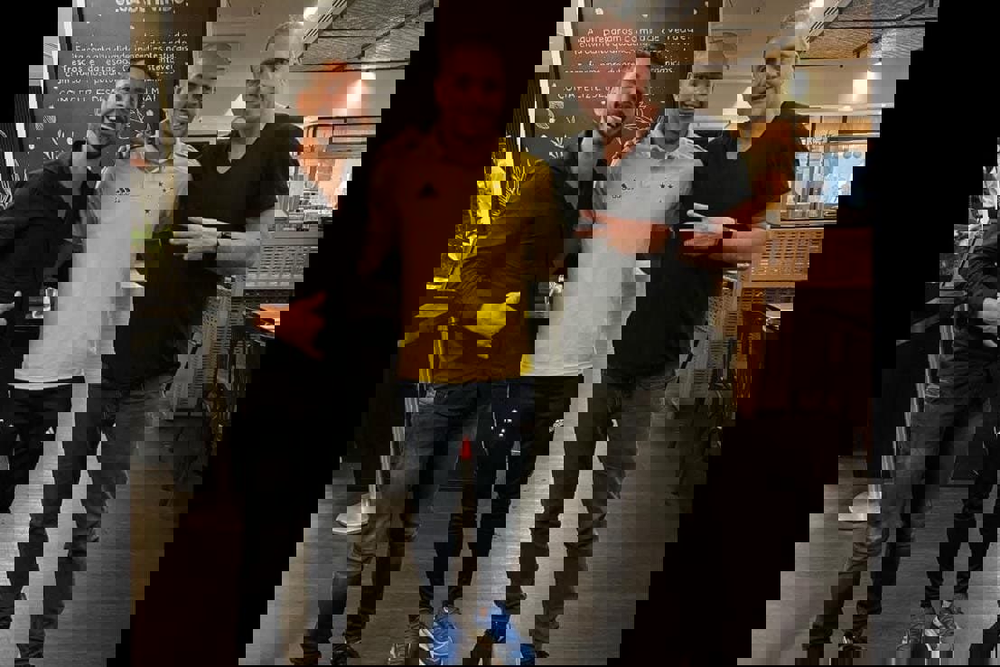 2080786