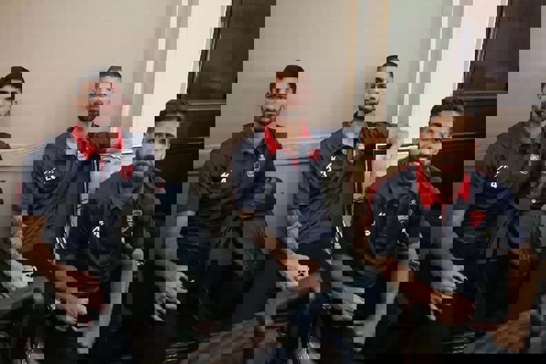 2081041