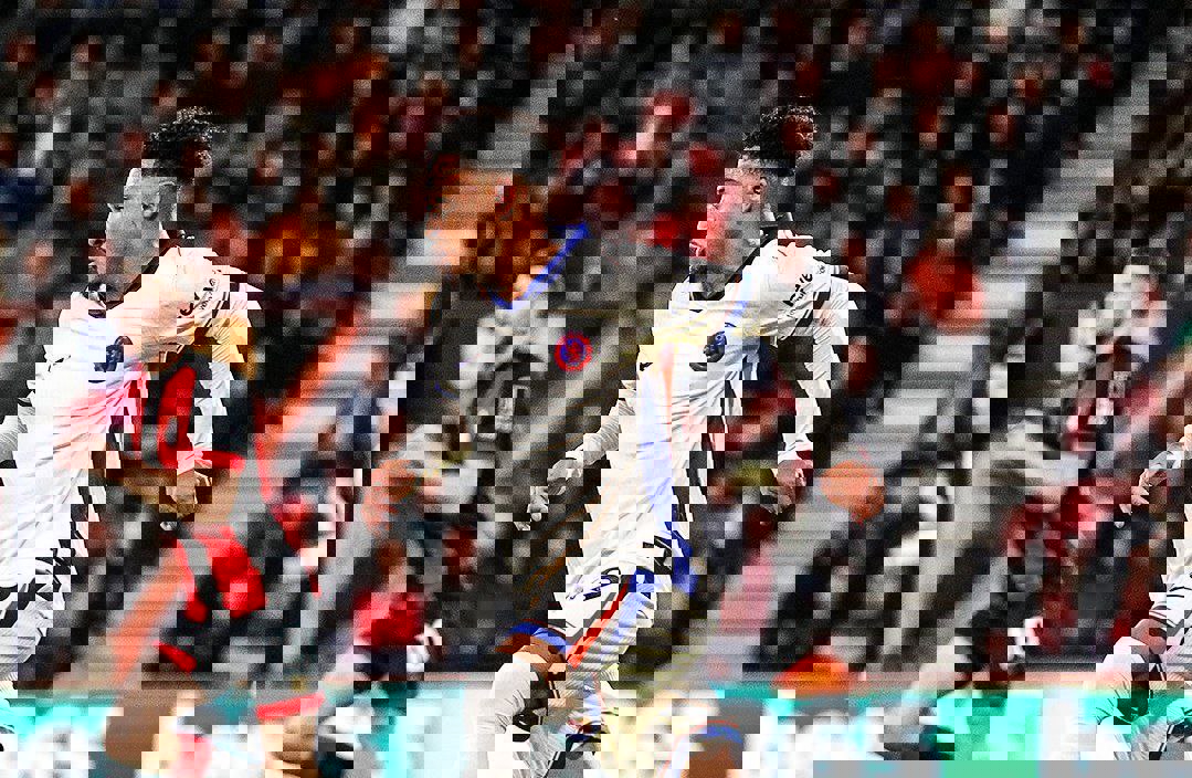 2081205