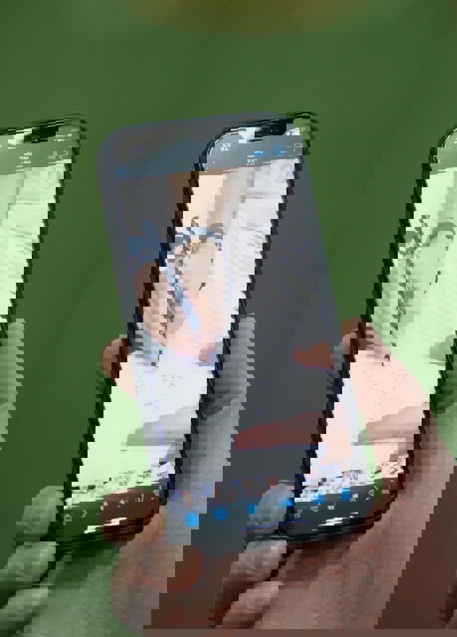 2081286