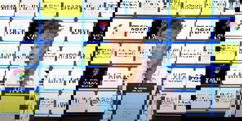 2081226
