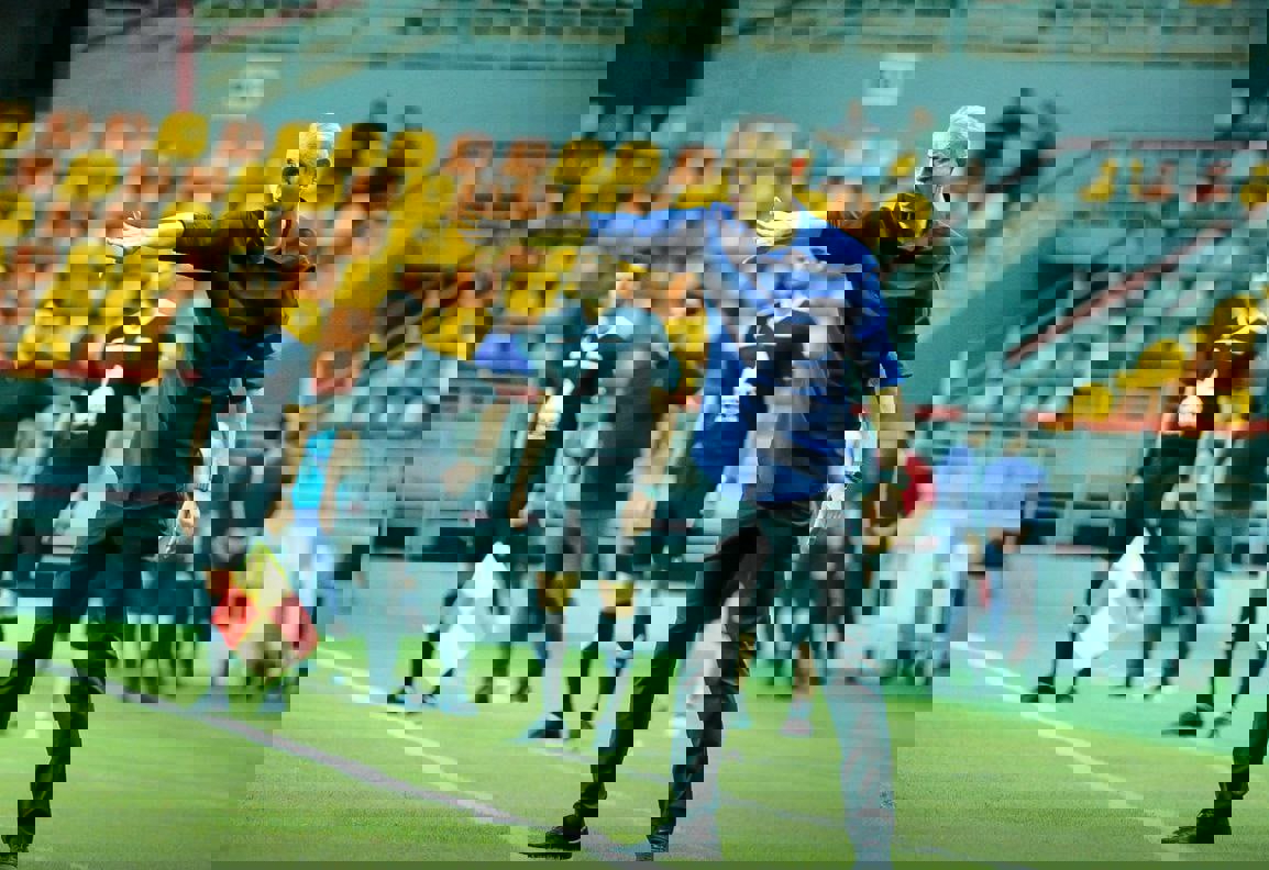 2081258