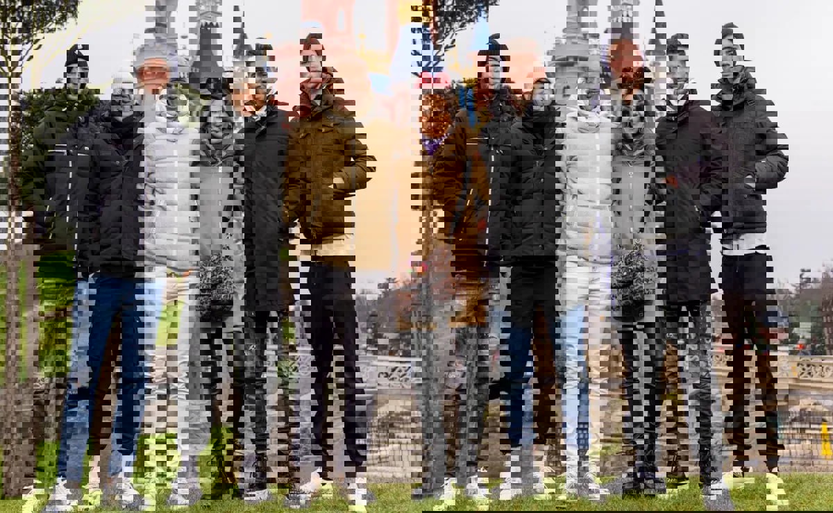 2081321