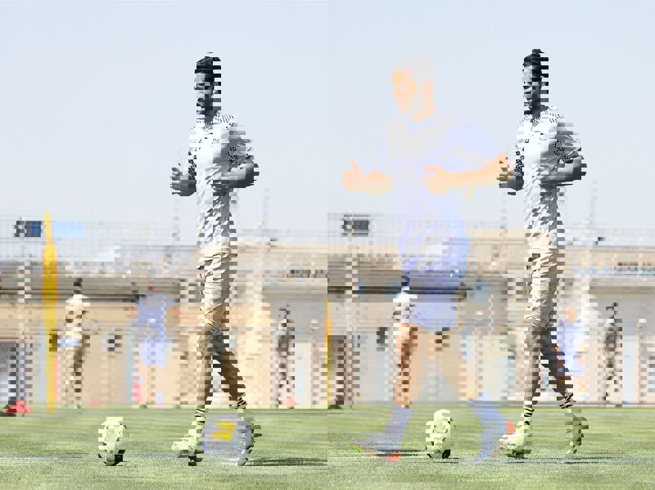 2081728