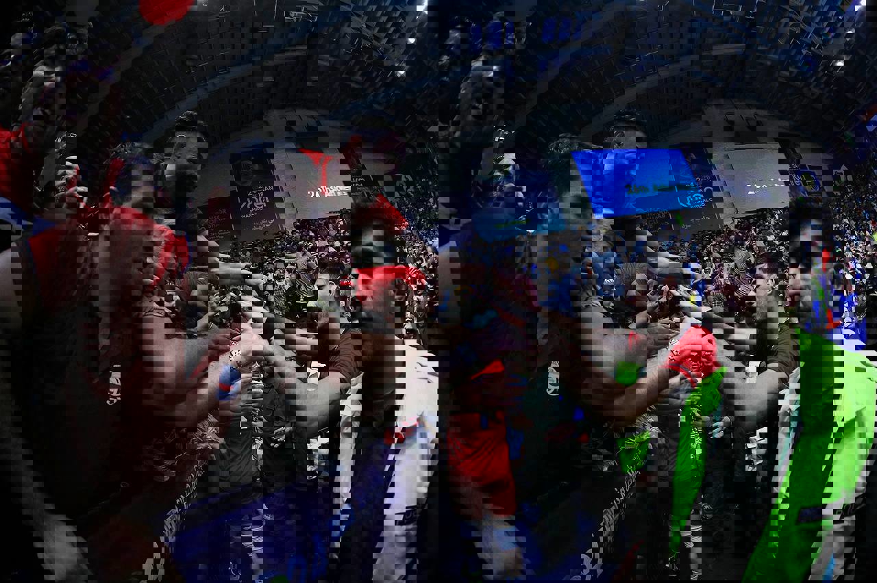 2081704