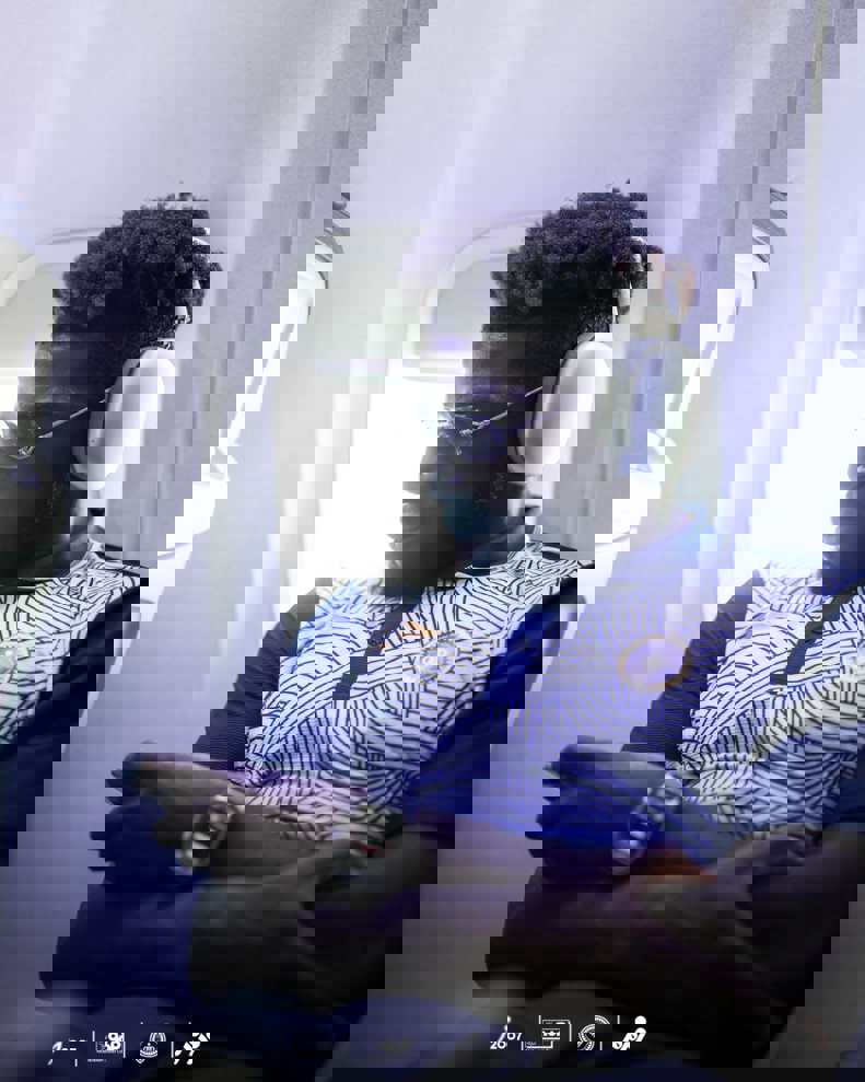 2081808