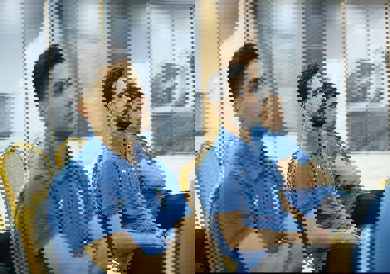 2081877