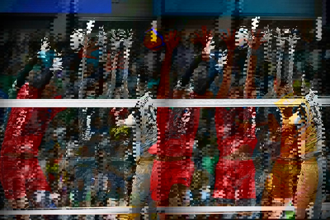 2081881