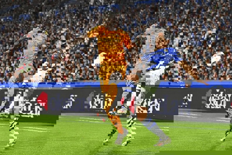 2081990