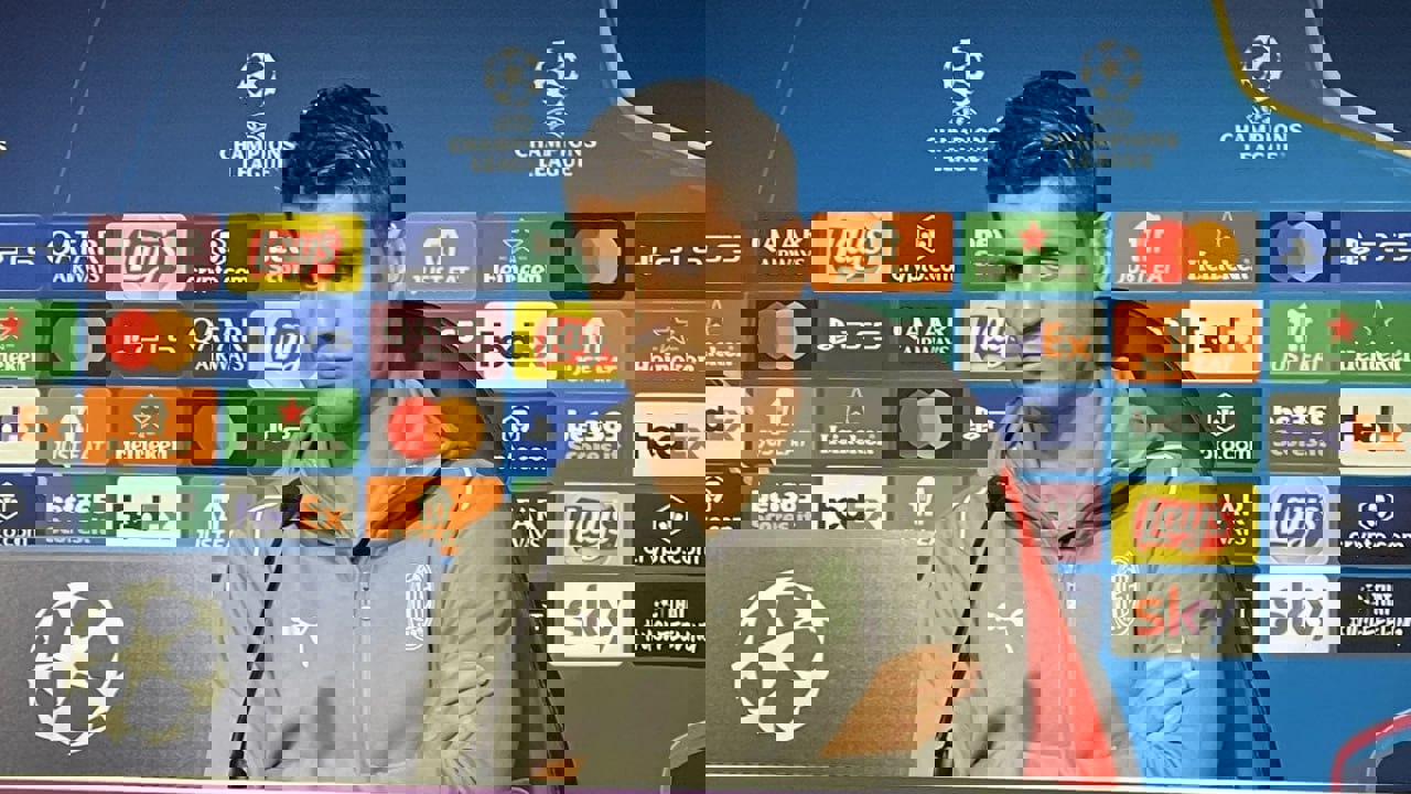 2081979