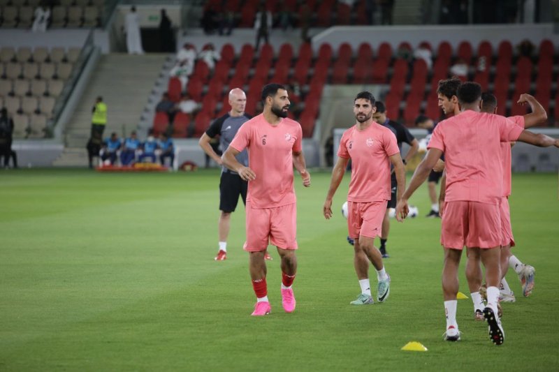 جدال قهرمان ایران با ستاره‌های گرانقیمت / گزارش زنده: الاهلی 1 - 0 پرسپولیس