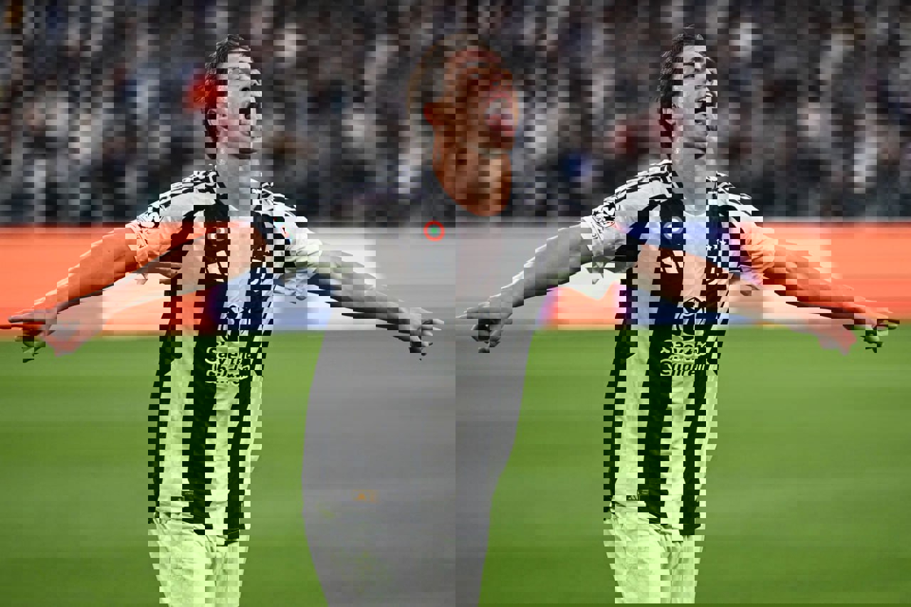 2082699
