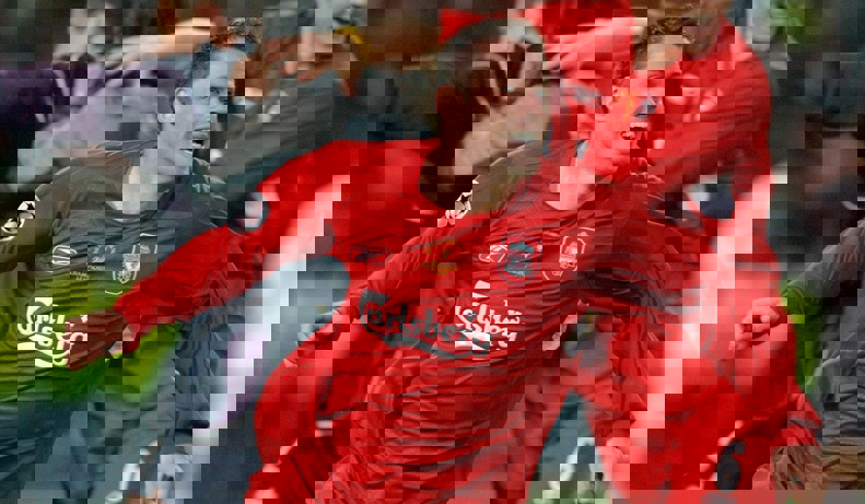 2082518