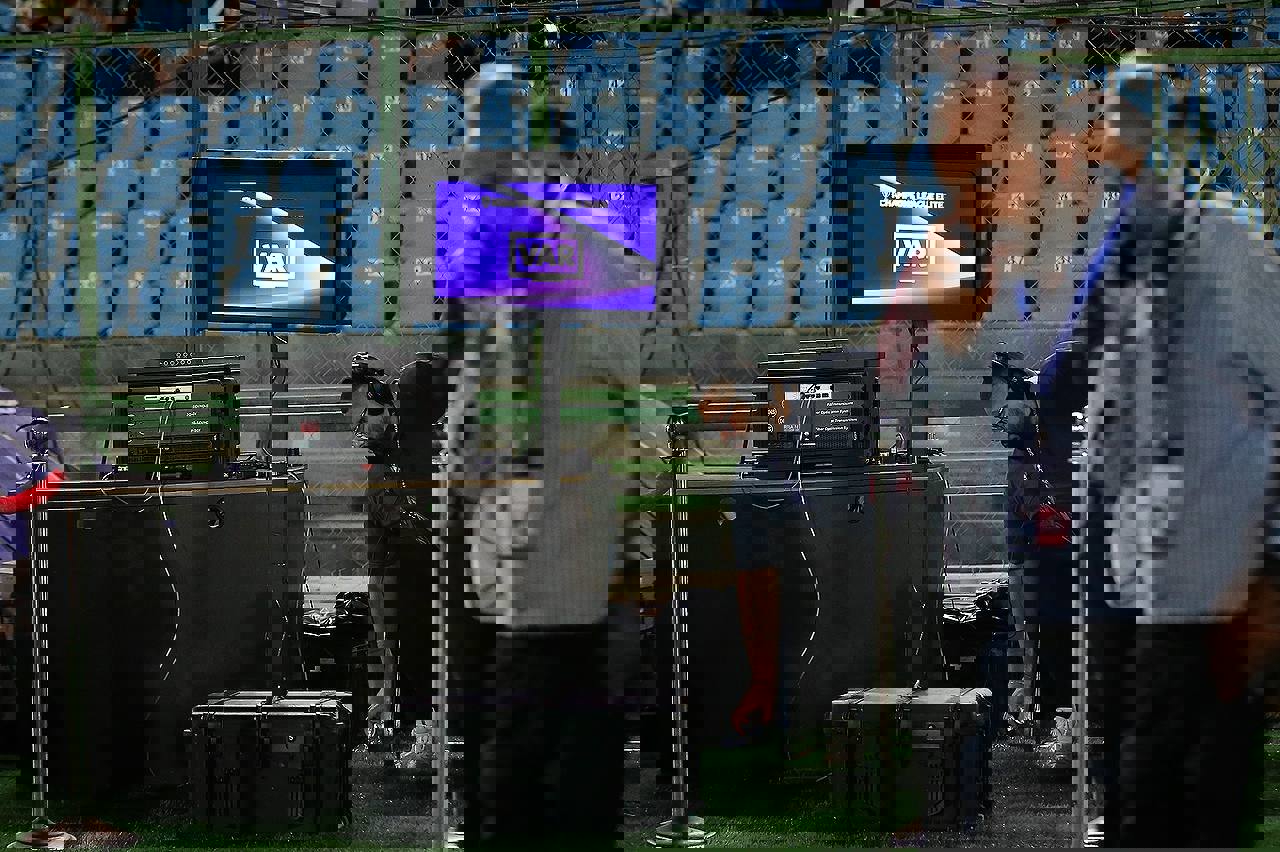 2082466
