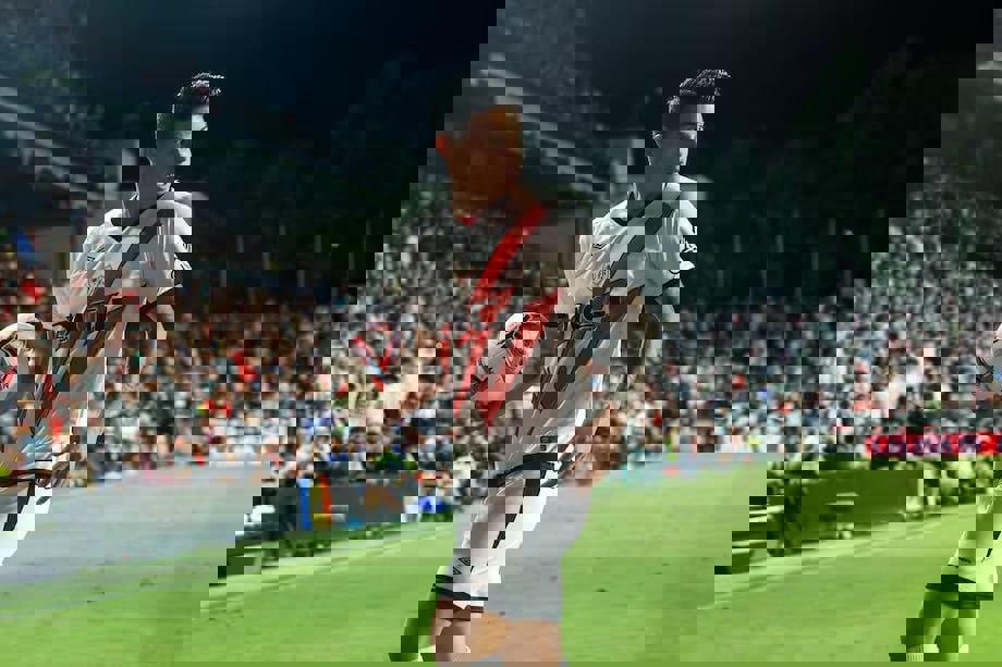 2082393