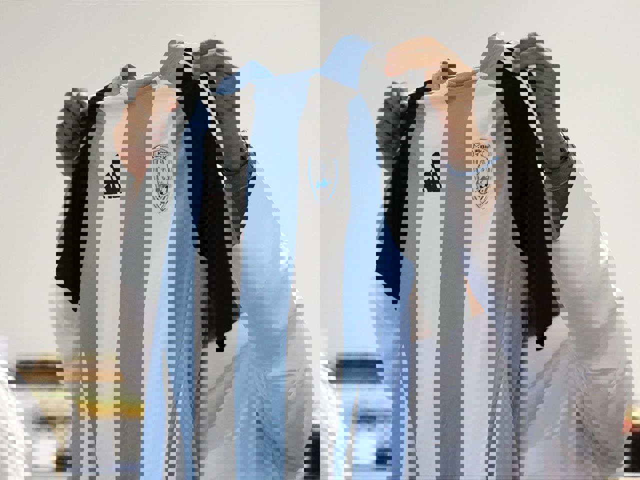 2082416