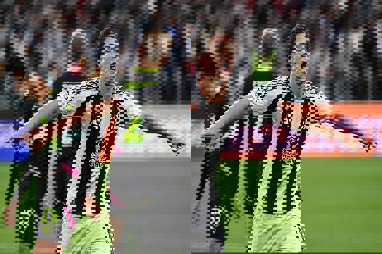 2082648