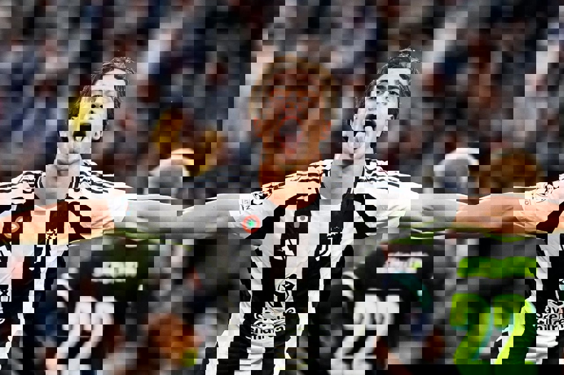 2082610