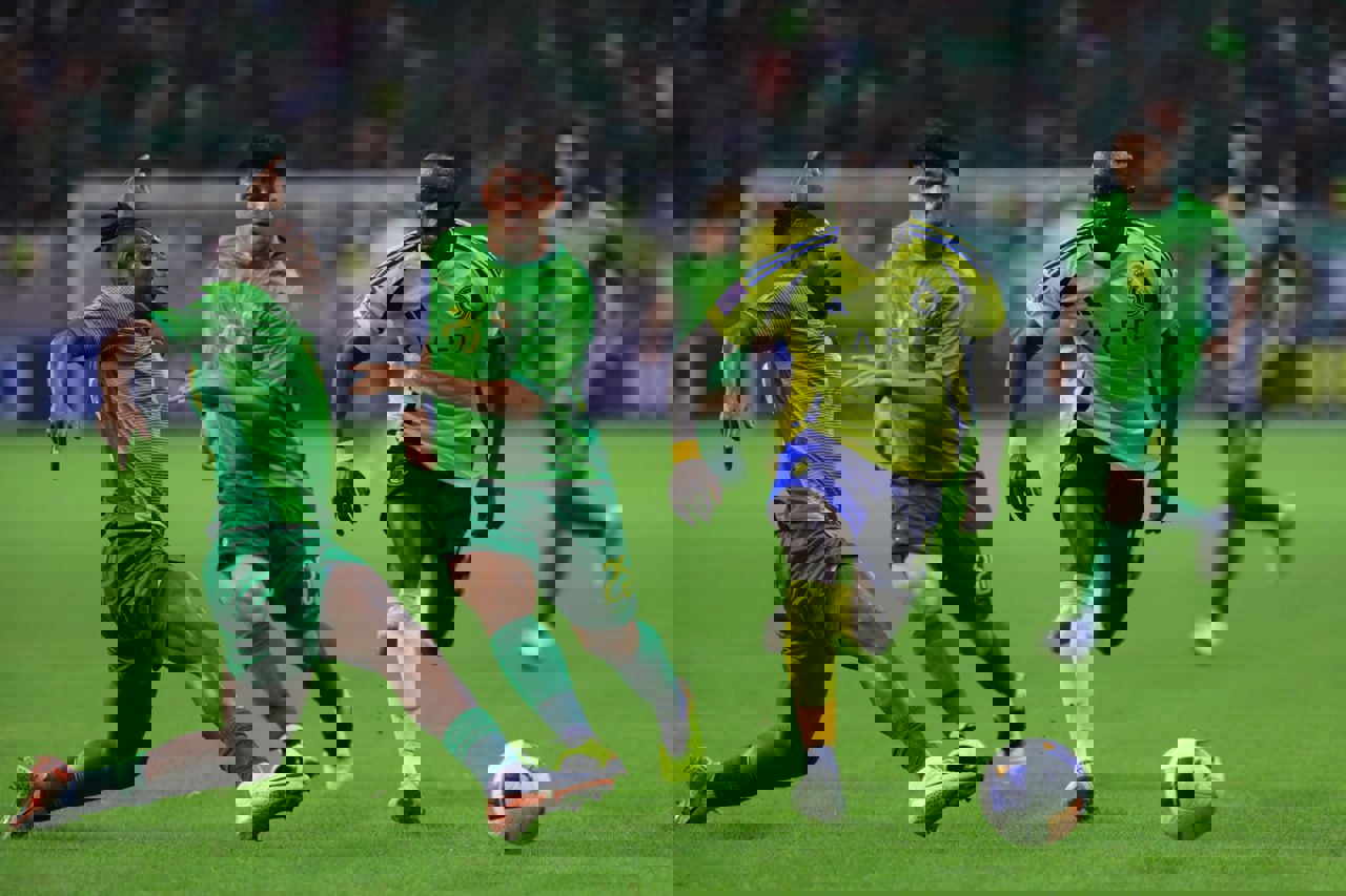 2082805