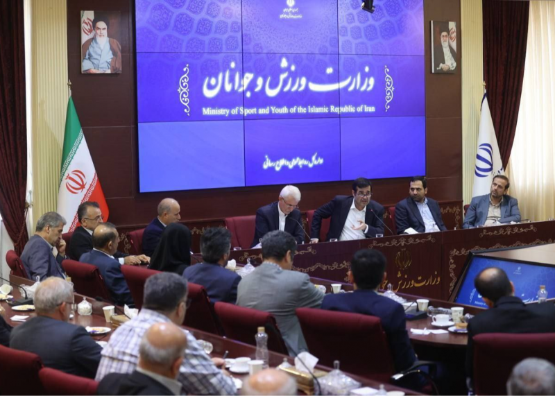 وزیر ورزش به صورت جدی به دنبال نوسازی ورزشگاهها