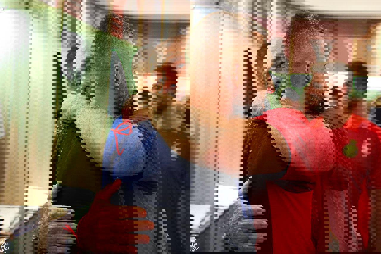 2083227