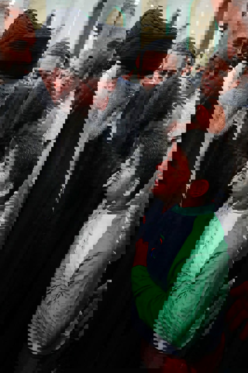 2082852