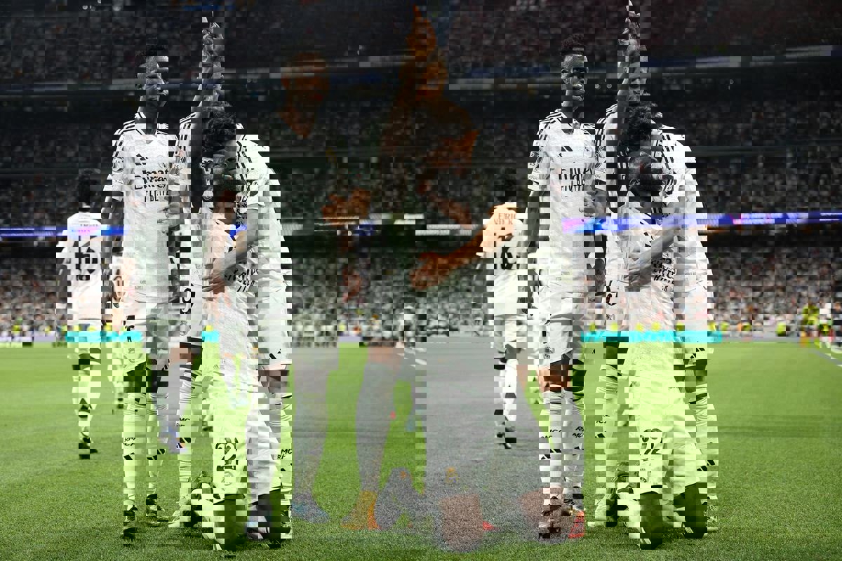 2082893