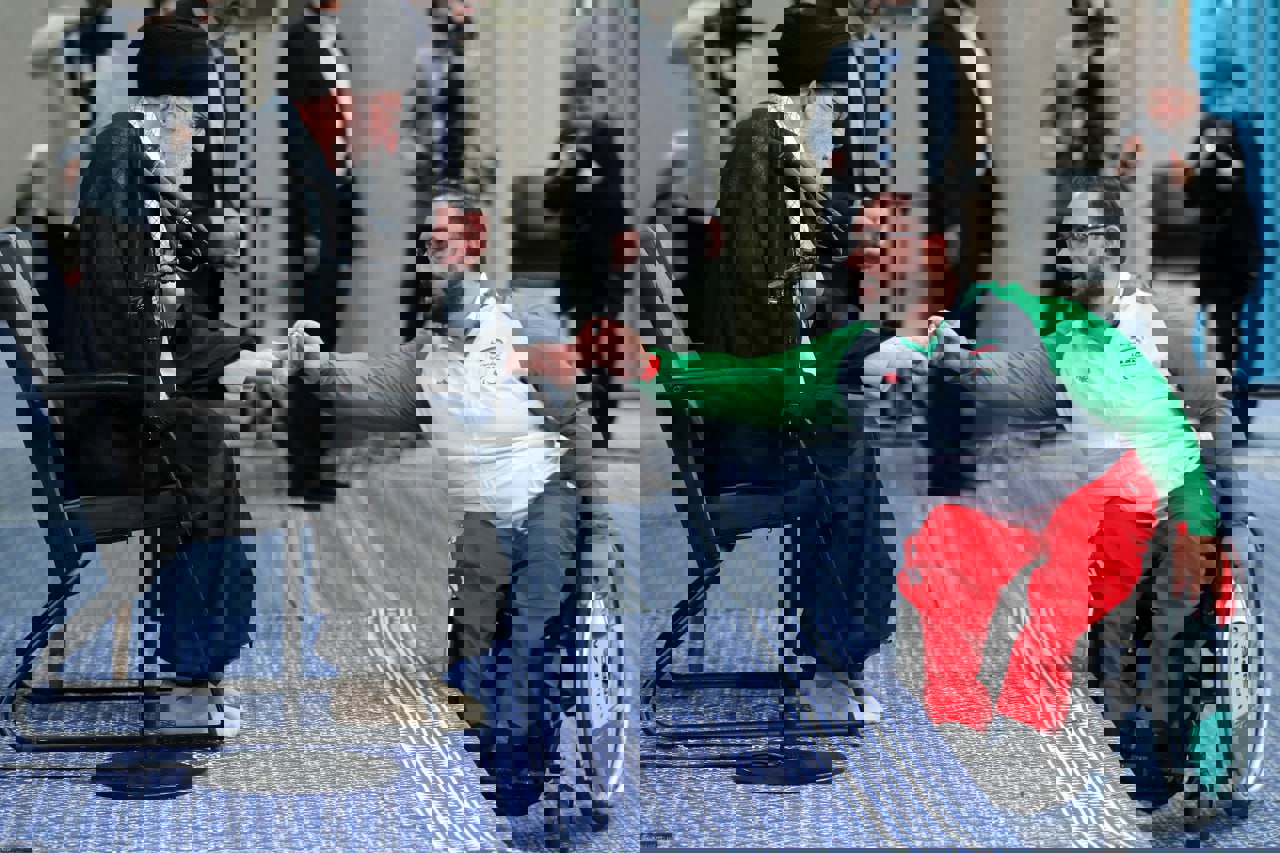 2082856