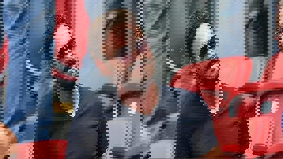 2082922