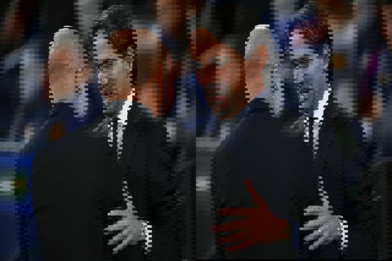 2083204